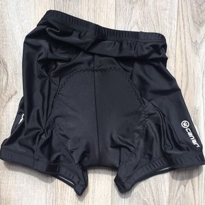 Canari padded bike shorts